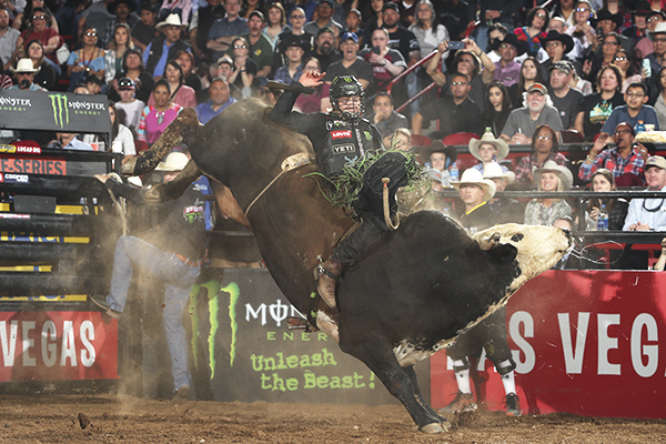 derek kolbaba professional bull rider