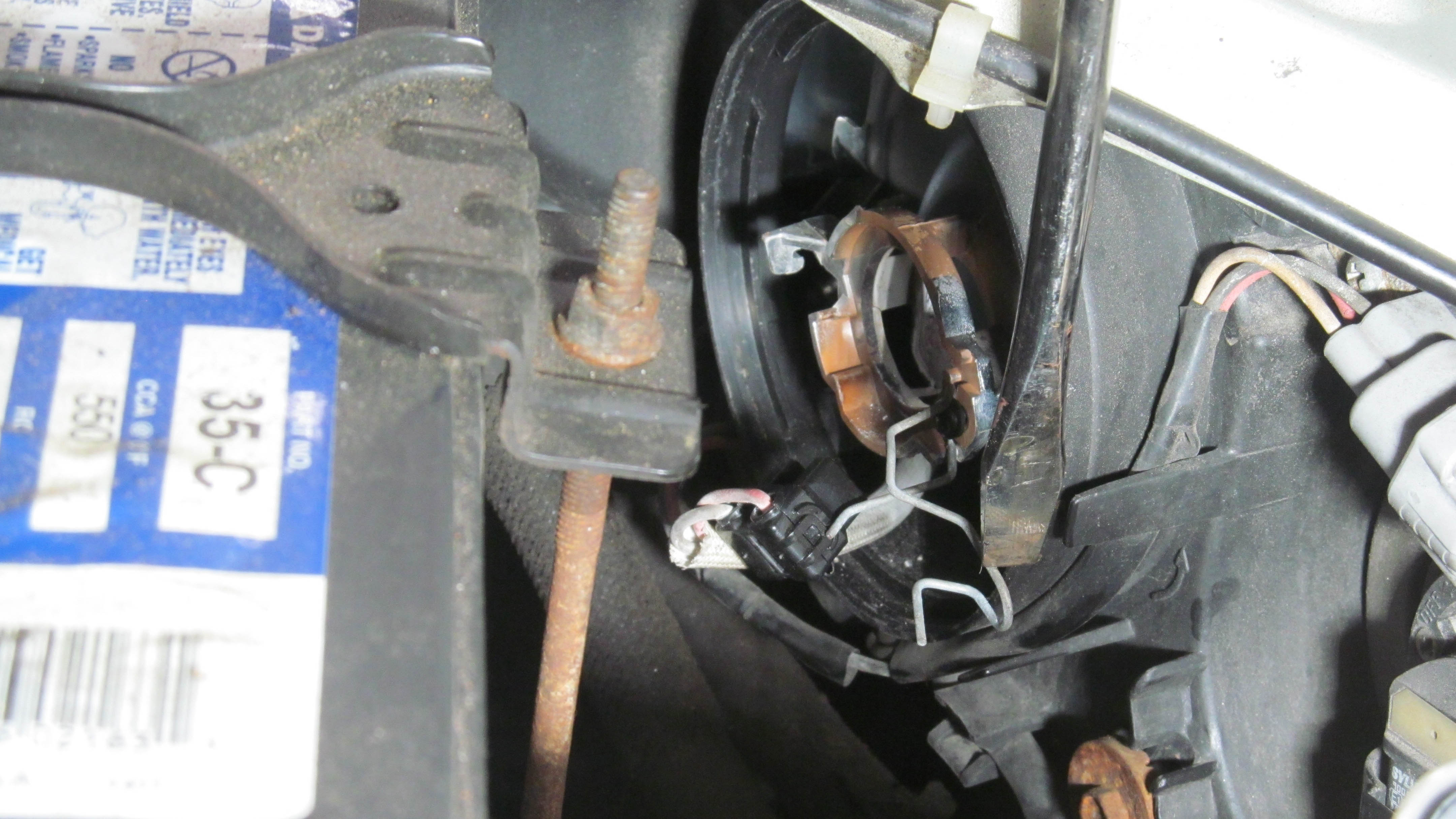 Headlight_Replace_Step_3B