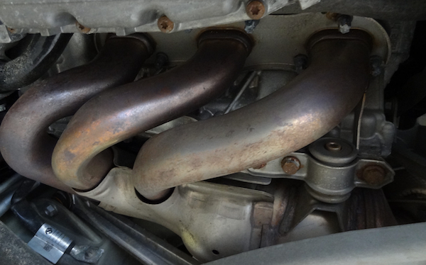 exhaust-manifold