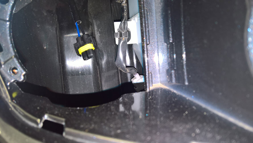 Fog light connections