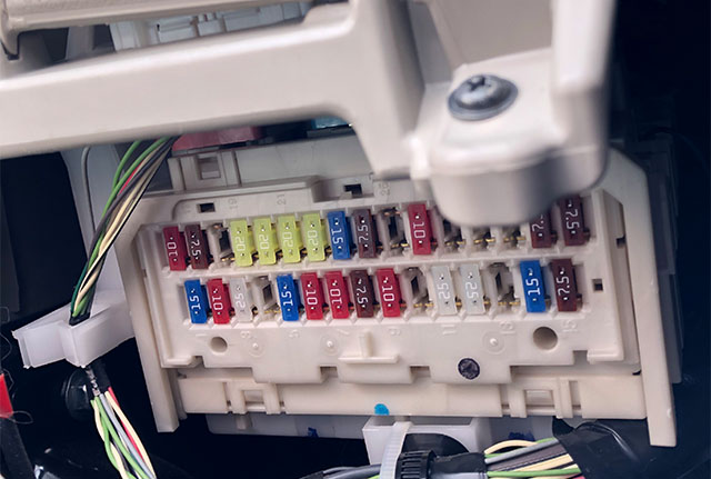fuse panel under dash