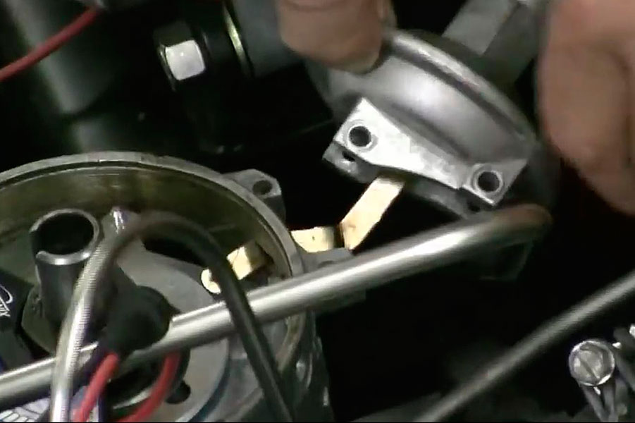 remove vacuum advance canister and distributor