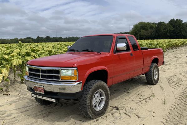 1995 red Dodge Dakota