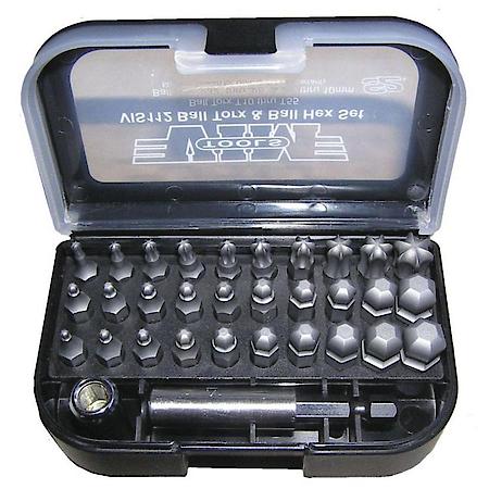 32 Pc Master Ball Set